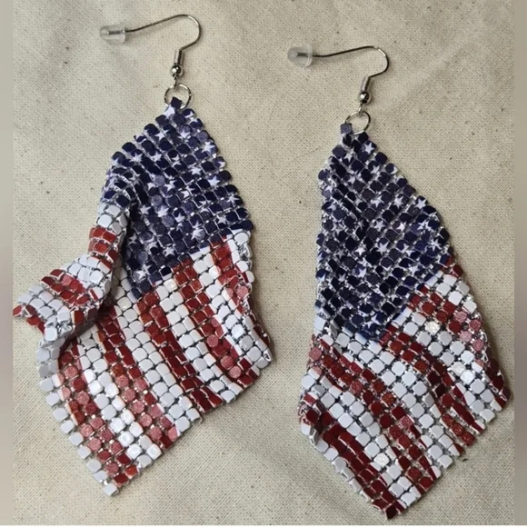 American Flag Mesh Earrings - Picture 2 of 4